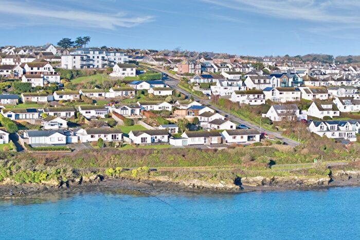 3 Bedroom Bungalow For Sale In Porthilly View, Padstow, PL28