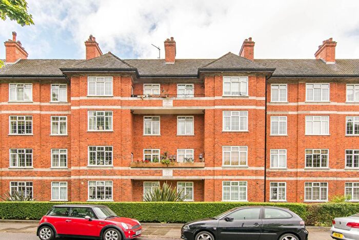 1 Bedroom Flat For Sale In Hartington Road, Nine Elms, London, SW8