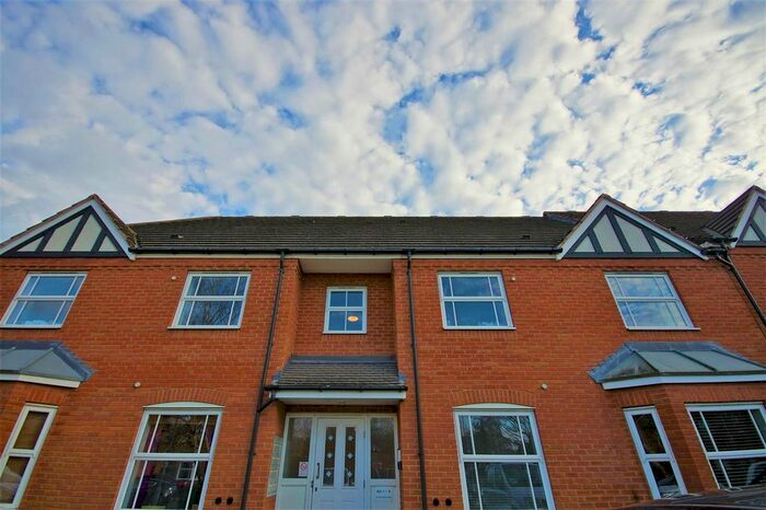 2 Bedroom Flat To Rent In Twickenham Drive, Moseley, Birmingham B13