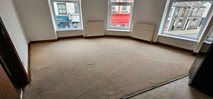 3 Bedroom Flat To Rent In Hannah Street, Porth, CF39