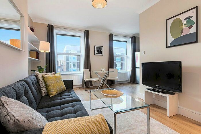 1 Bedroom Flat To Rent In Queensway, London, W2