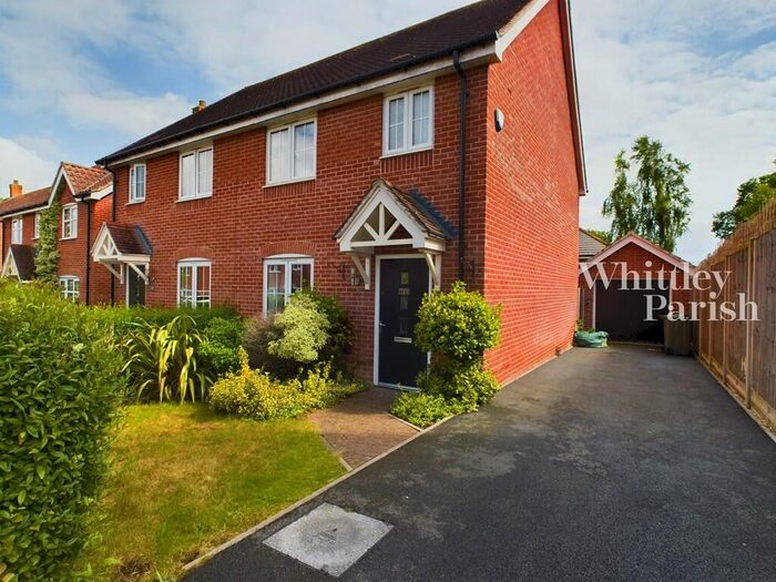 3 Bedroom Semi-Detached House To Rent In Jermyn Way, Tharston, NR15