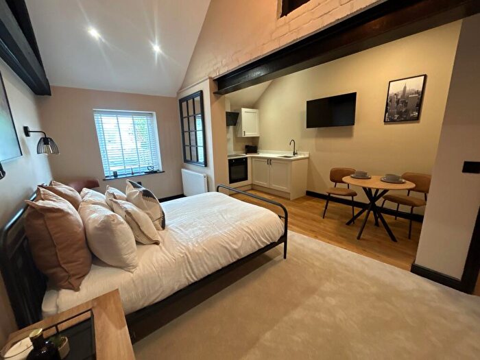 Studio To Rent In New York, Jackson Street, DE22