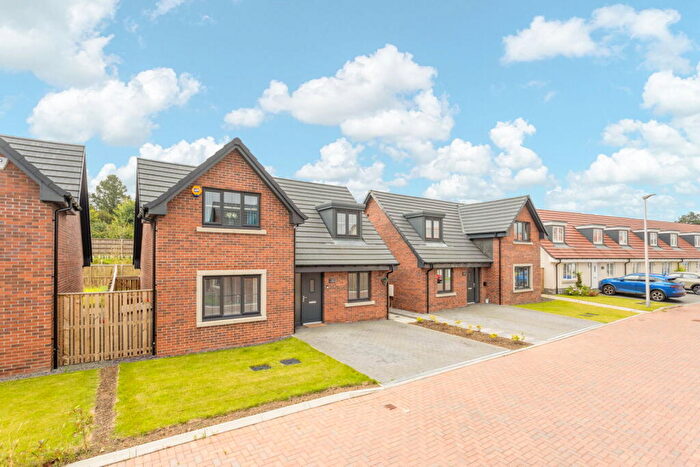 3 Bedroom Detached House For Sale In Mushet Road, Kirkton Campus, Livingston, EH54