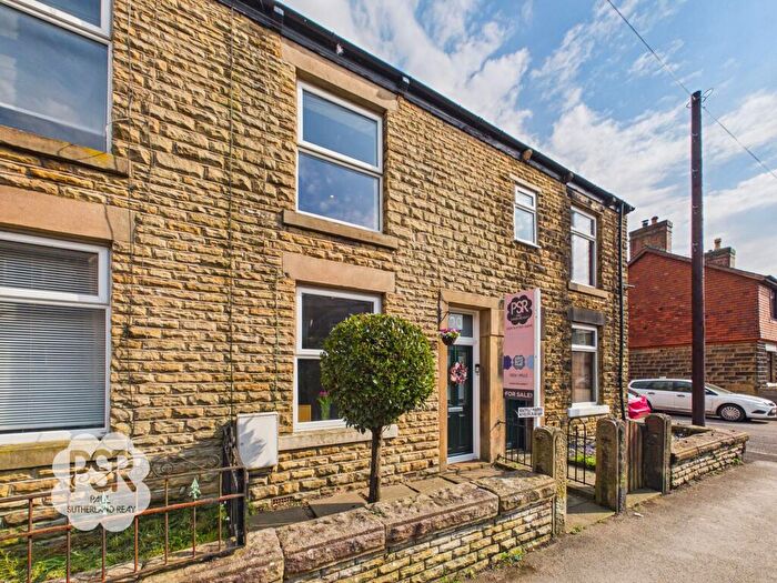 2 Bedroom Terraced House For Sale In Wirksmoor Road, New Mills, SK22