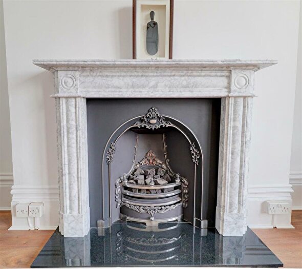 1 Bedroom Apartment For Sale In Holly Walk, Leamington Spa, CV32