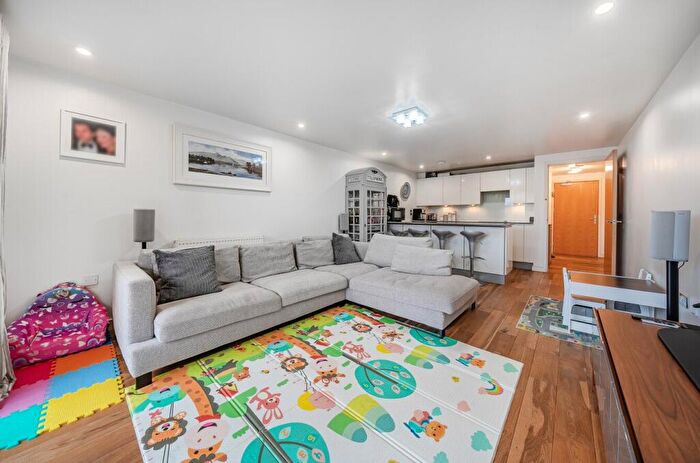 2 Bedroom Apartment To Rent In Seren Park Gardens, Blackheath, Greenwich, London, SE3