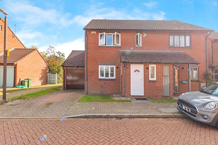 3 Bedroom Semi-Detached House For Sale In Hartdames, Milton Keynes, Buckinghamshire, MK5