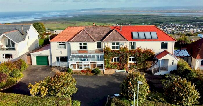 5 Bedroom Detached House To Rent In Bay View Road, Northam, Bideford, EX39