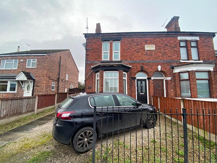 2 Bedroom Semi Detached House For Sale In Bradfield Road, Crewe, CW1