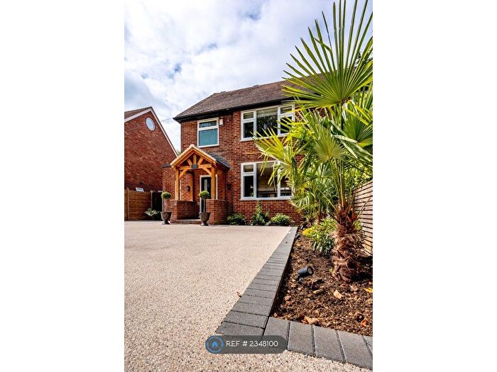 4 Bedroom End Of Terrace House To Rent In North Approach, Northwood, HA6