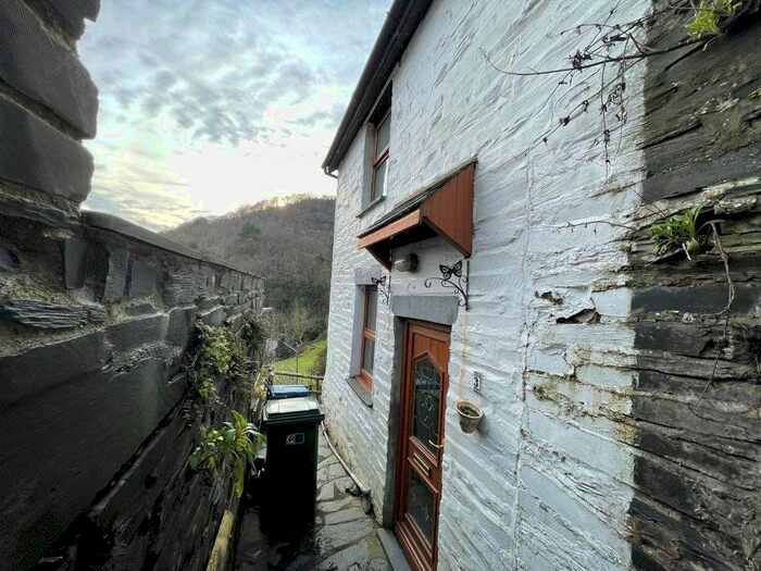 2 Bedroom End Of Terrace House For Sale In Craigydon, Corris, Machynlleth, Gwynedd, SY20