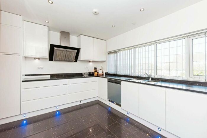 3 Bedroom Detached Bungalow For Sale In Woodcroft Avenue, Tamworth, B79