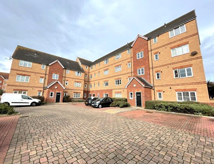 2 Bedroom Flat For Sale In Sandpiper House, Marina, Hartlepool, TS24
