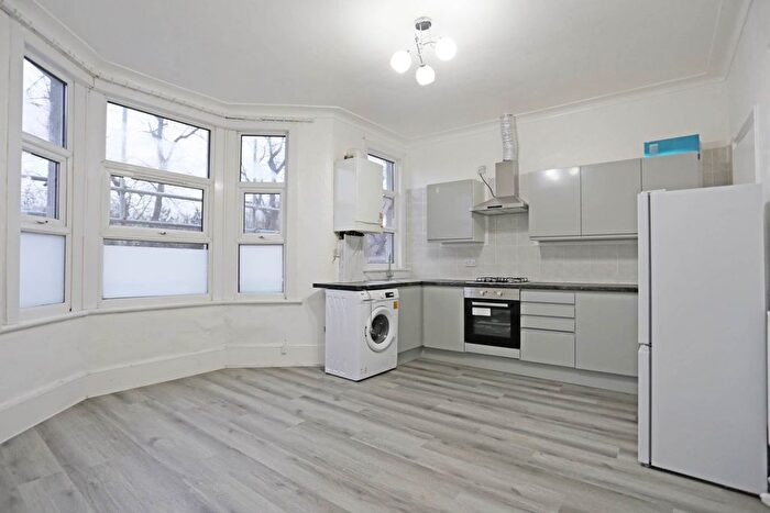 2 Bedroom Flat To Rent In Norman Road, East Ham, E6