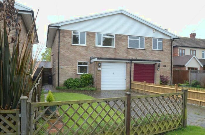 3 Bedroom Semi-Detached House To Rent In Orchard Rise, Shirley, Croydon, Surrey, CR0