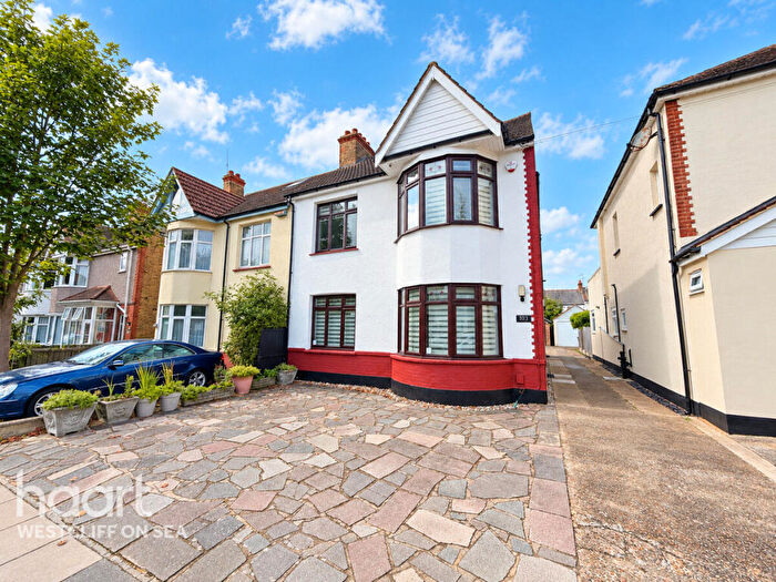 5 Bedroom Semi-Detached House For Sale In Kensington Road, Southend-on-Sea, SS1