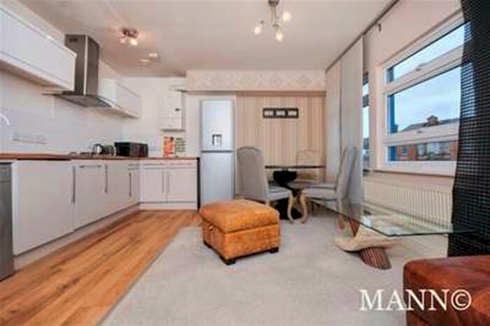 1 Bedroom Flat To Rent In Burnt Ash Road, London, SE12
