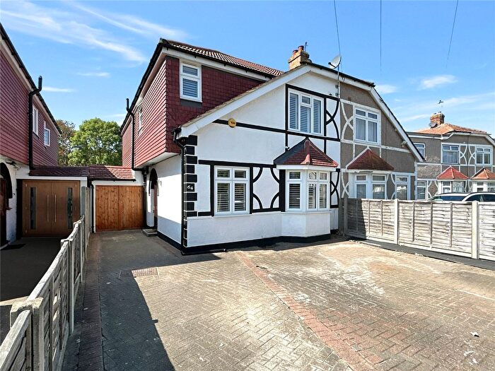 4 Bedroom Semi-Detached House For Sale In Elmcroft Avenue, Sidcup, Kent, DA15