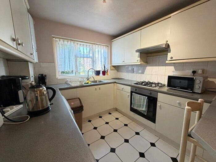 3 Bedroom Terraced House To Rent In Abbott Close, Northolt, UB5