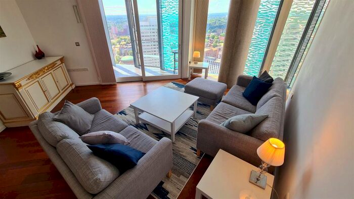 3 Bedroom Flat To Rent In Holloway Circus Queensway, Birmingham, B1