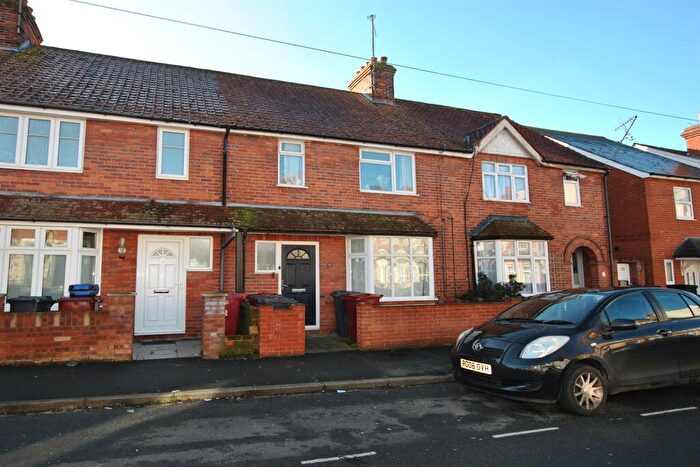 1 Bedroom Apartment To Rent In Ground Floor Flat Winchester Road, Reading, RG2