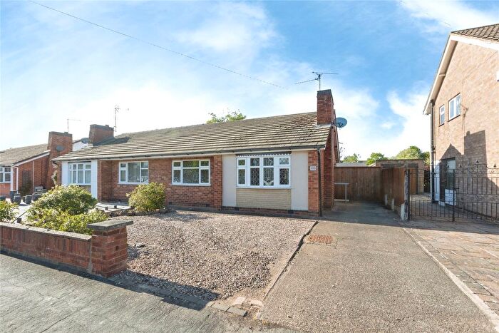 2 Bedroom Bungalow For Sale In Gloucester Crescent, Wigston, Leicestershire, LE18