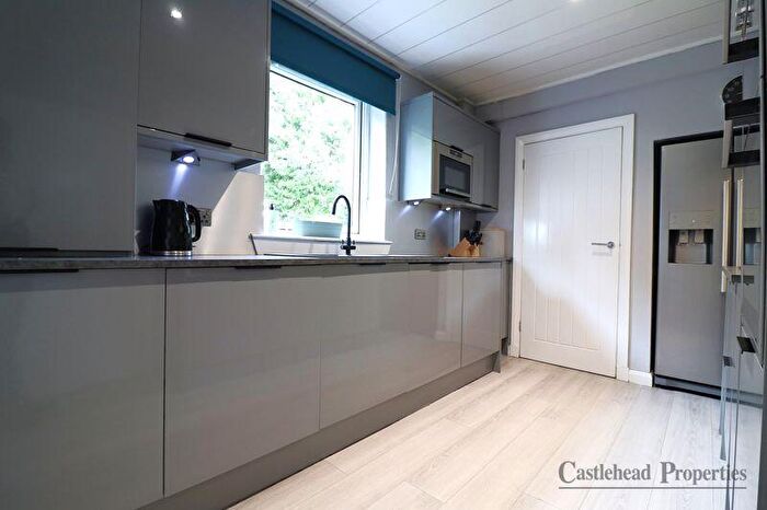 2 Bedroom Terraced House For Sale In Bardrain Avenue, Elderslie, Johnstone, PA5