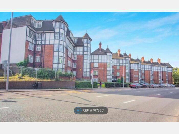 2 Bedroom Flat To Rent In Vernon Court, London, NW2
