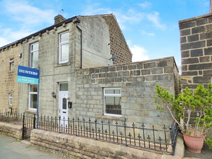 2 Bedroom Terraced House For Sale In Sun Street, Eastburn, BD20