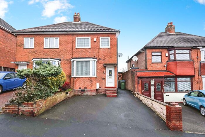 3 Bedroom Semi Detached House For Sale In Tower Road, Tividale, Oldbury, B69
