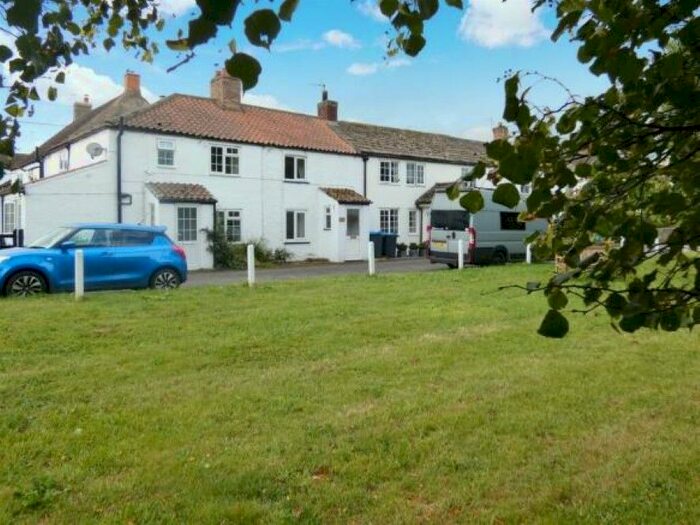 2 Bedroom Cottage For Sale In Roselea, The Green, Crakehall, Bedale, DL8