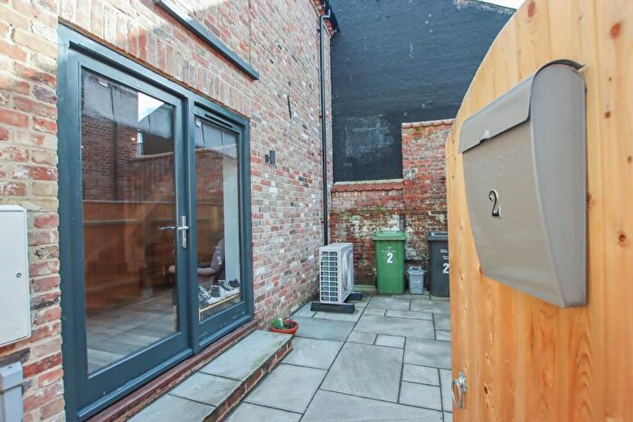 2 Bedroom Semi-Detached House To Rent In Hayloft Court, King's Lynn, PE30