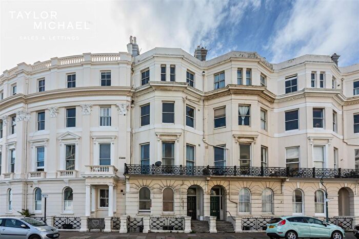 Studio To Rent In St Aubyns, Hove, BN3
