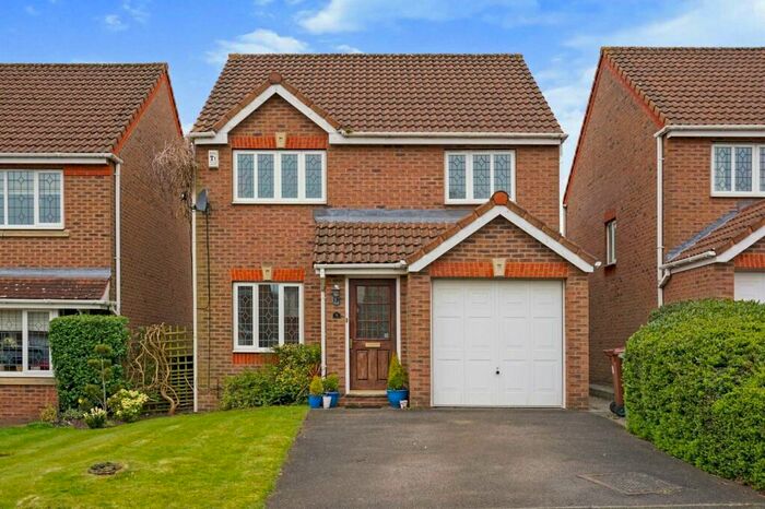 3 Bedroom Detached House To Rent In Woodlea Green, Meanwood, Leeds, West Yorkshire, LS6