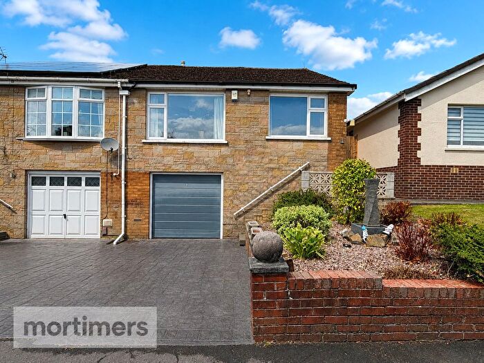2 Bedroom Semi-Detached Bungalow For Sale In Southcliffe, Great Harwood, Blackburn, Lancashire, BB6