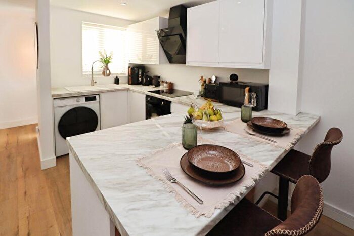 1 Bedroom Flat For Sale In Silcott Street, Brightlingsea, CO7