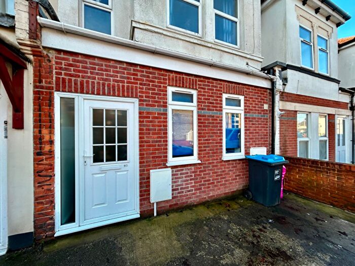1 Bedroom Flat To Rent In Palmerston Road, Boscombe, Bournemouth, BH1