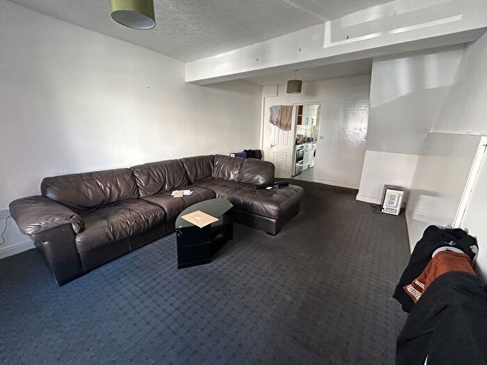 2 Bedroom Property To Rent In Lind Street, Liverpool, L4