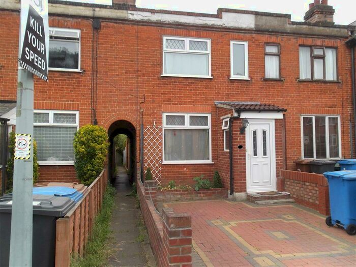 2 Bedroom Terraced House To Rent In Tuddenham Avenue, Ipswich, IP4