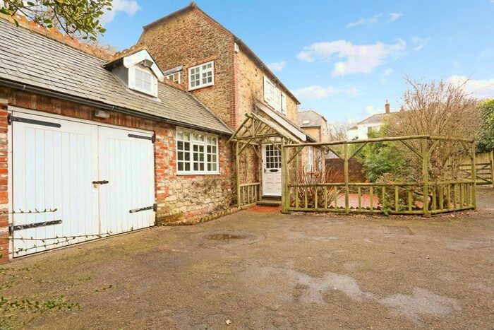 2 Bedroom Cottage To Rent In The Hollow, West Chiltington, Pulborough RH20