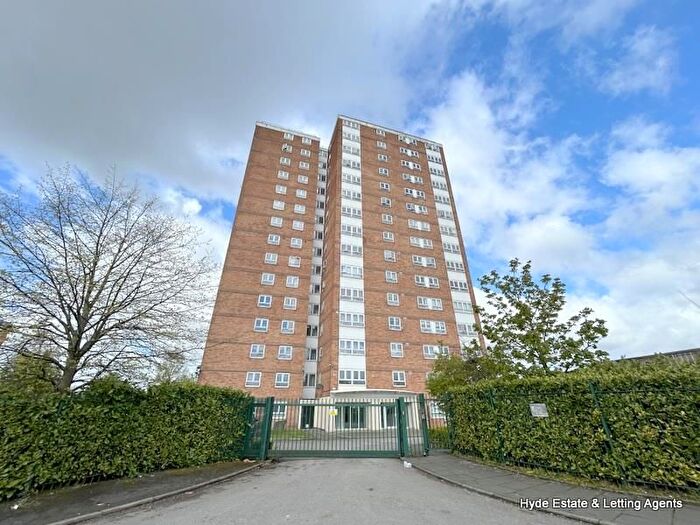 2 Bedroom Flat To Rent In City View, Highclere Avenue, Salford, M7