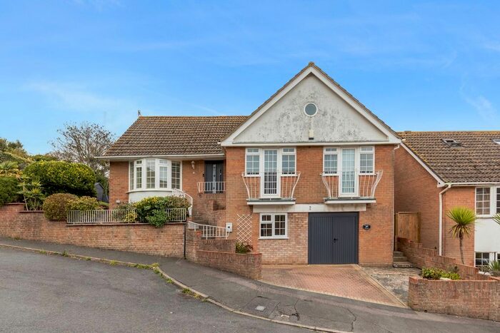 5 Bedroom Detached Bungalow To Rent In Saxon Close, Saltdean, Brighton, East Sussex, BN2