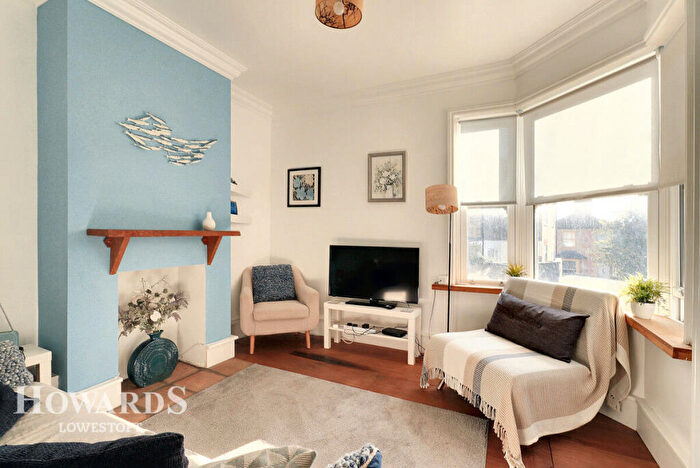 2 Bedroom End Of Terrace House For Sale In High Path, Kessingland, NR33