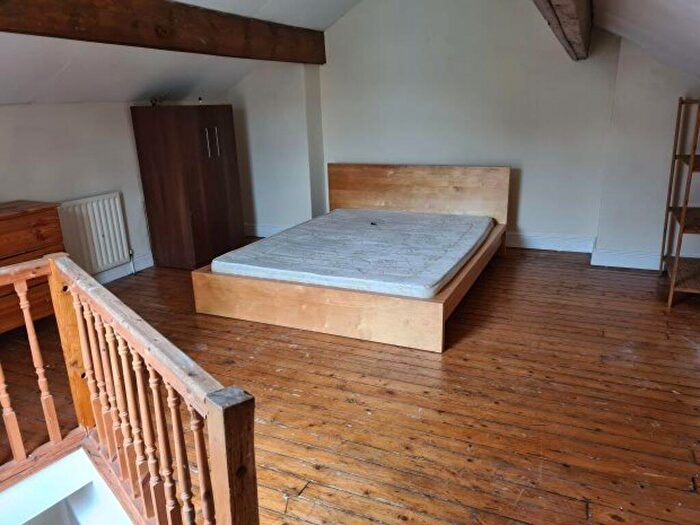 3 Bedroom House To Rent In Village Place, Leeds, LS4