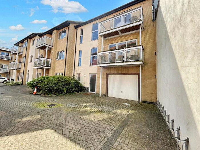 4 Bedroom House To Rent In Waggon & Horses Lane, Norwich, NR3