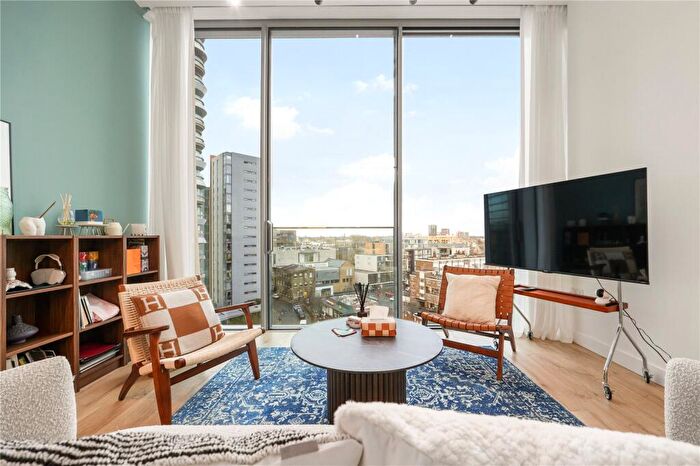 2 Bedroom Apartment To Rent In Bollinder Place, EC1V