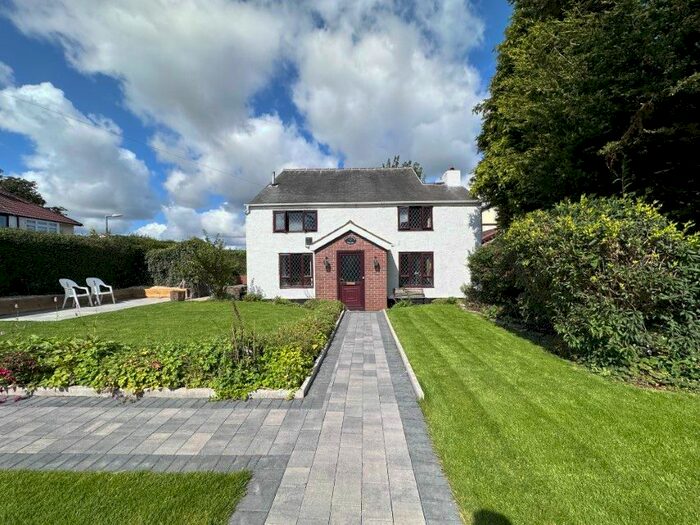 4 Bedroom Detached House To Rent In Pocket Nook Road, Bolton, BL6