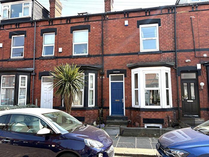 5 Bedroom Terraced House For Sale In Ashville Avenue, Leeds, LS6