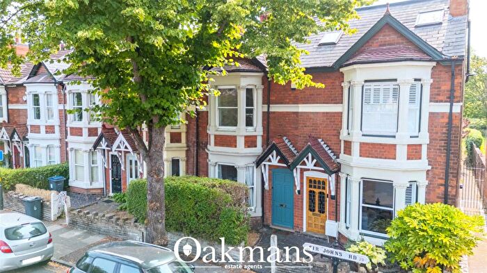 3 Bedroom Semi-Detached House To Rent In Sir Johns Road, Selly Park, Birmingham, West Midlands, B29